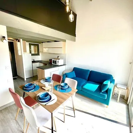 Apartment Duplex - 400m De La - Parc