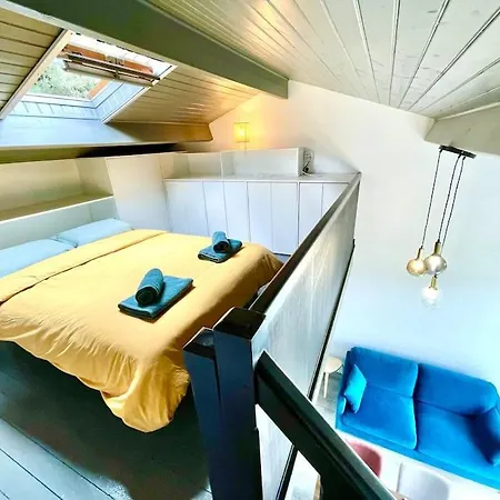 Apartment Duplex - 400m De La - Parc *